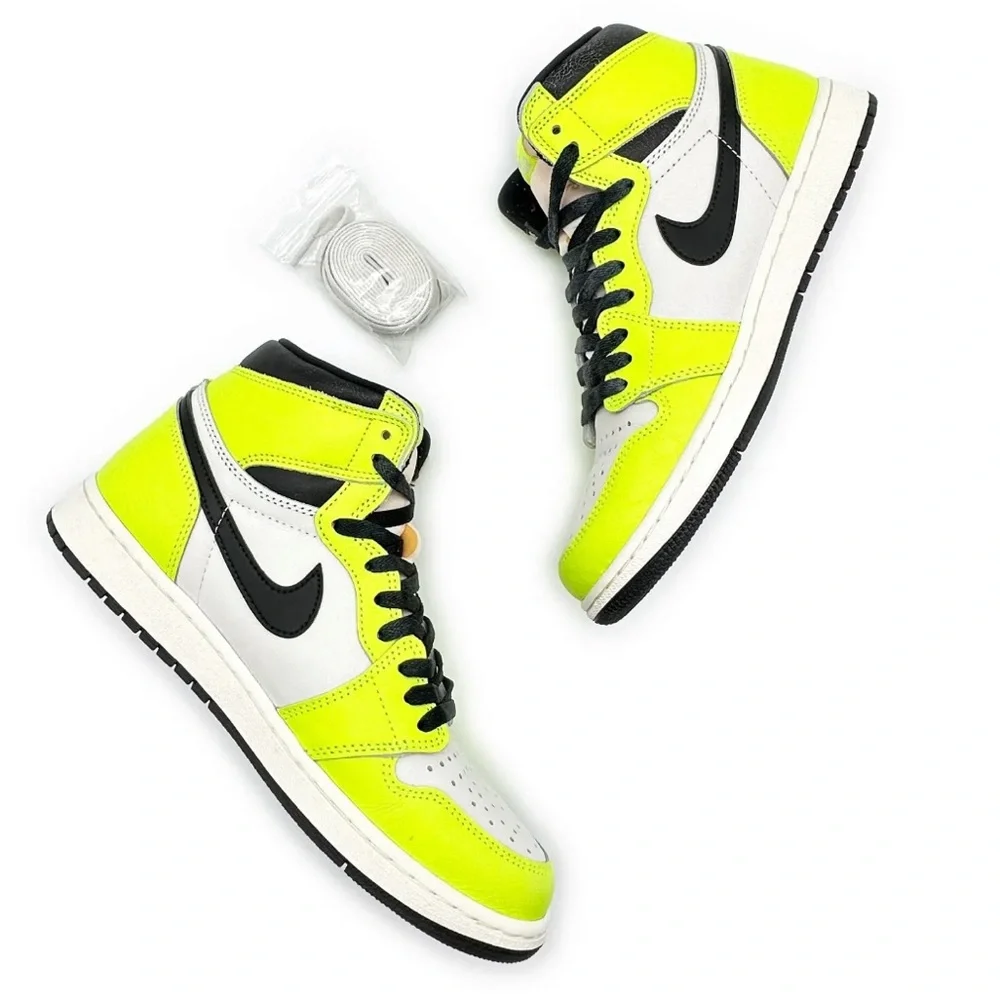 Air Jordan 1‎ retro high OG white/black volt